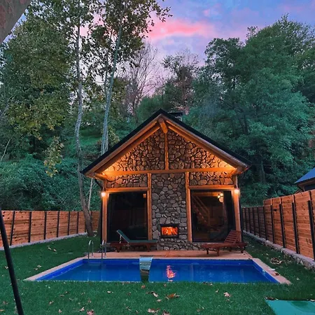 木屋 Hara Bickidere *