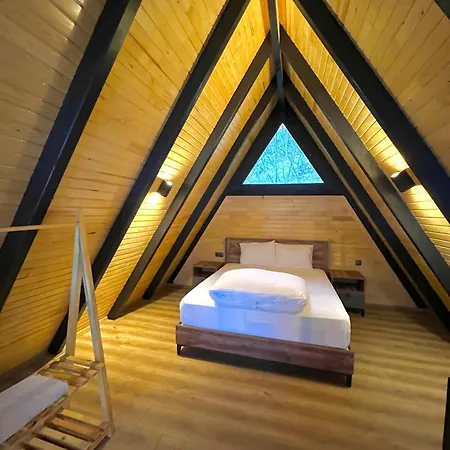 木屋 Hara Bickidere