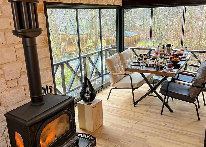 木屋 Hara Bickidere